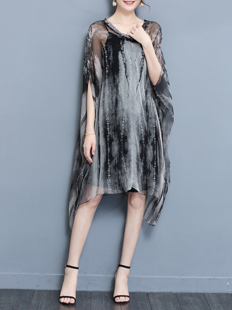 Vintage Printed Batwing Sleeve Irregular Hem Layered V-Neck Dresses